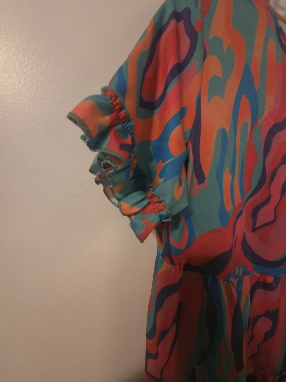 SHEIN Multicolor Abstract Print Tiered Casual Dress - Turquoise, Pink, Orange - Picture 3 of 6